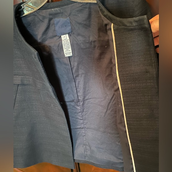 Short navy jacket - J Crew - size 6 - Picture 5 of 7